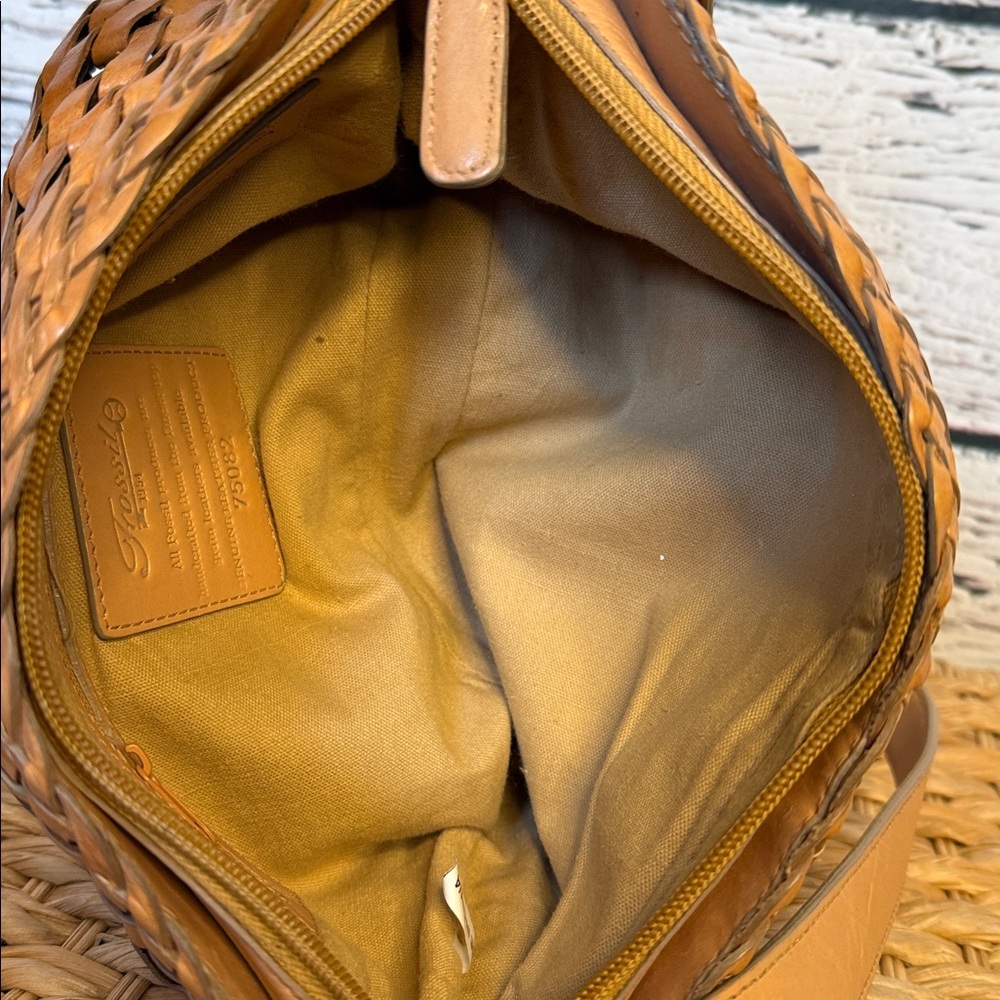 Fossil vintage Woven Shoulder Bag - Picture 9 of 9